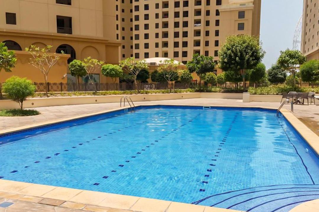 Higuests - Charming In Jbr With Balcony By The دبي